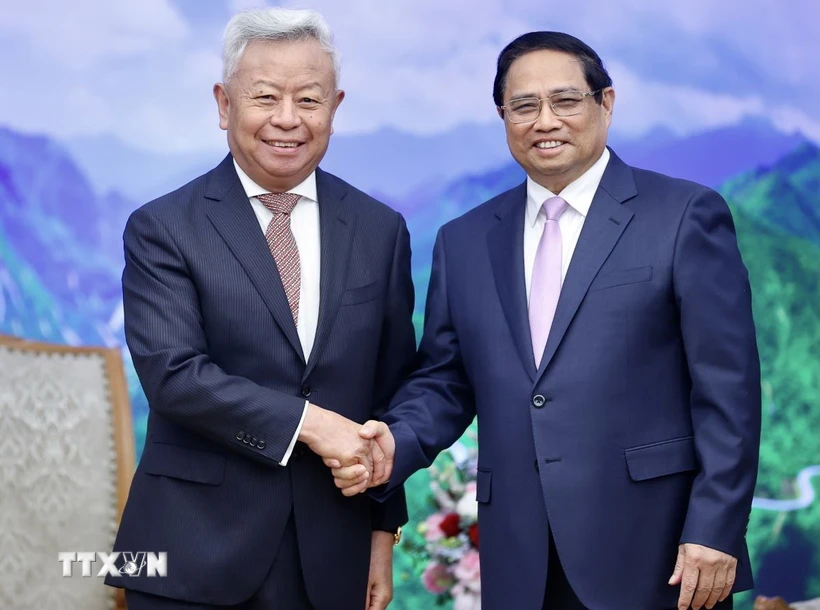 Le Premier ministre Pham Minh Chinh reçoit le président de la BAII
