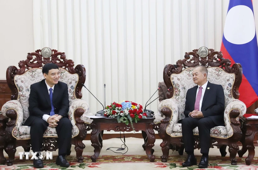 Un dirigeant lao salue le rôle de l Association d amitié Vietnam-Laos