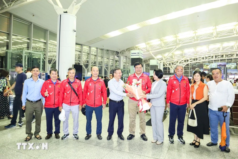 La délégation sportive vietnamienne part pour les JO de Paris 2024