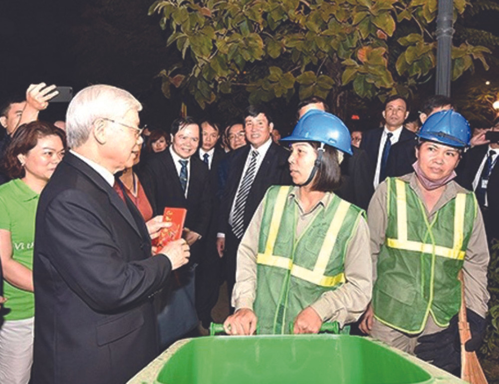 Des images touchantes du secrétaire général Nguyen Phu Trong