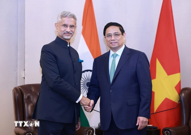 Le Premier ministre Pham Minh Chinh reçoit le ministre indien des Affaires étrangères