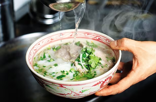Le journal sud-coréen présente 4 restaurants de pho à Hanoï