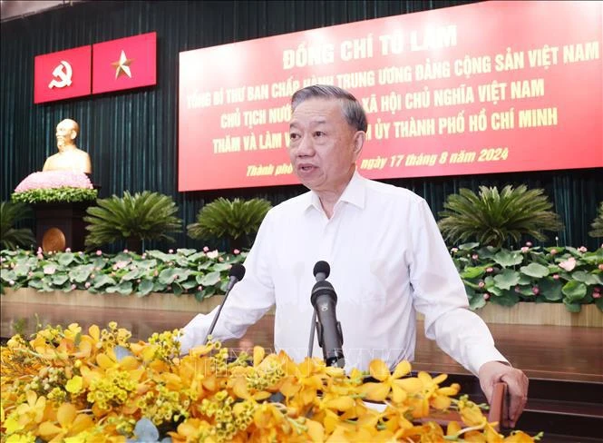 Le leader du Parti exhorte Hô Chi Minh-Ville à se développer rapidement et durablement