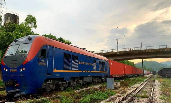 Le transport ferroviaire sino-vietnamien connaît un bel essor en 7 mois