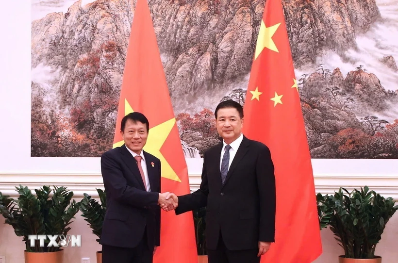 Le Vietnam et la Chine s engagent à renforcer leur coopération en matière de sécurité