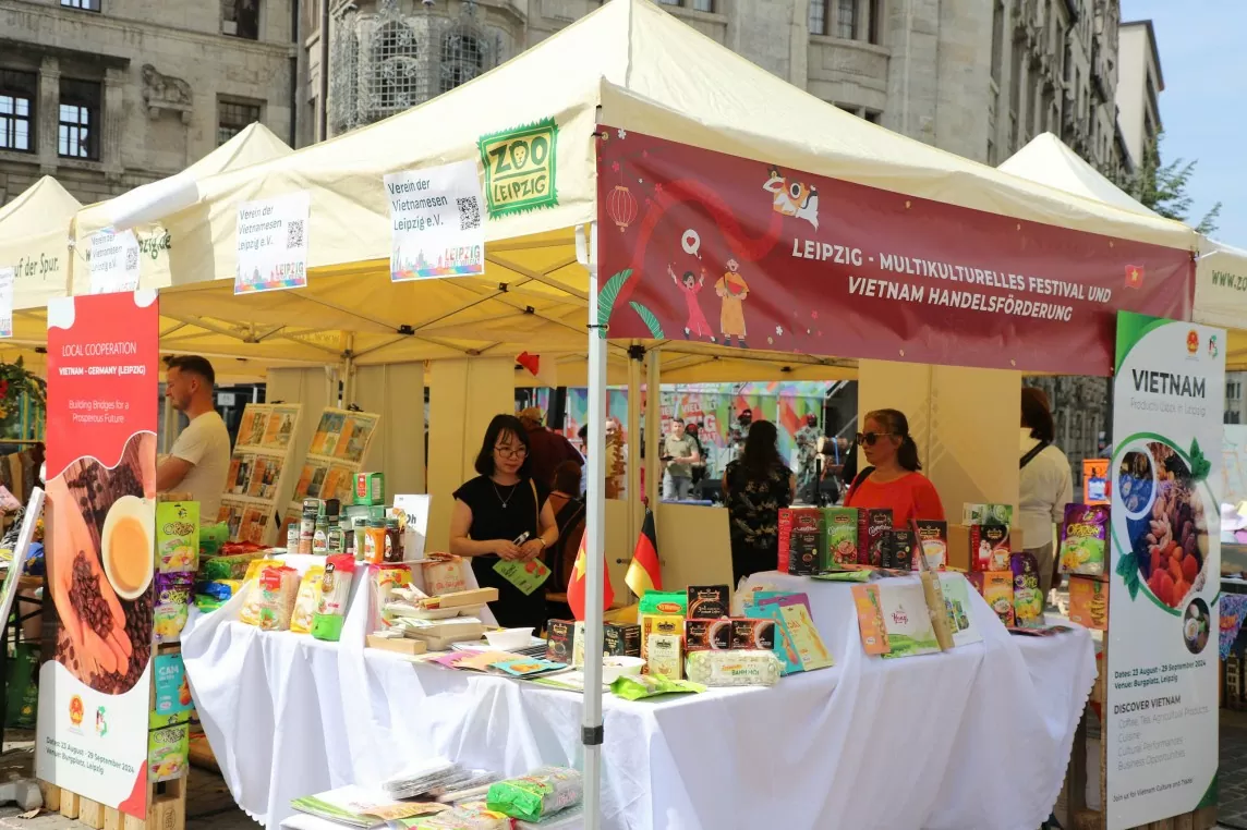 Promouvoir les produits vietnamiens à la fête culturelle de Leipzig, Allemagne