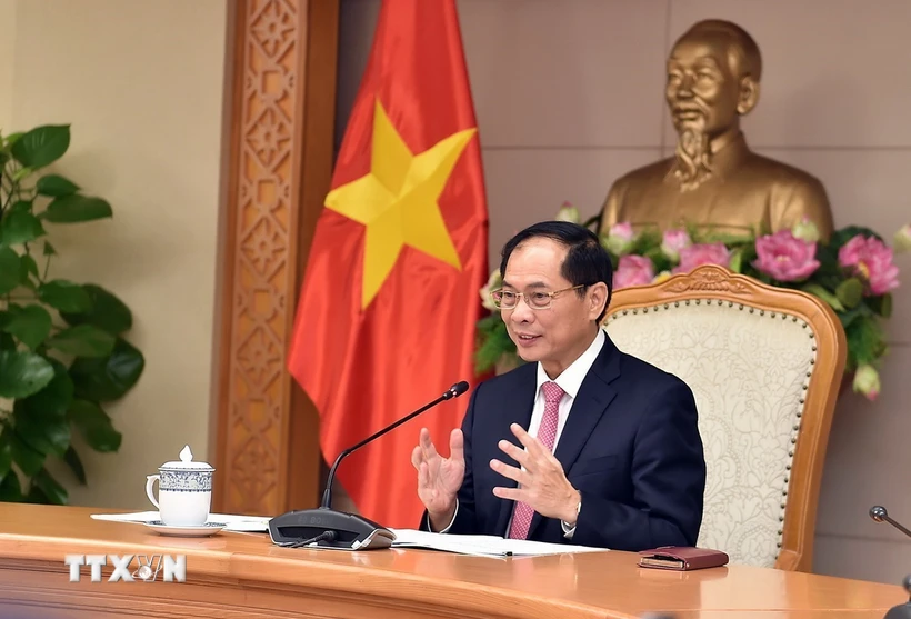 Vietnam-Laos conversation téléphonique entre les vices- Premier ministre et ministres des AE