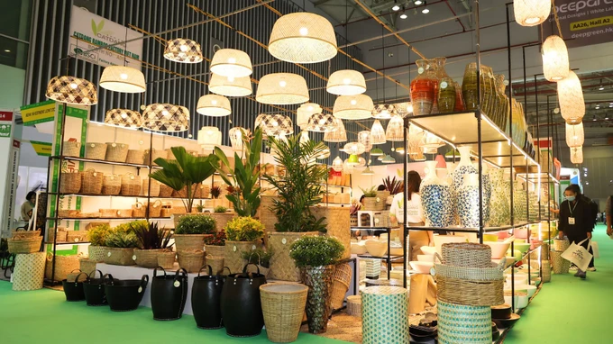 Hô Chi Minh-Ville plus de 200 entreprises au VIFA ASEAN 2024