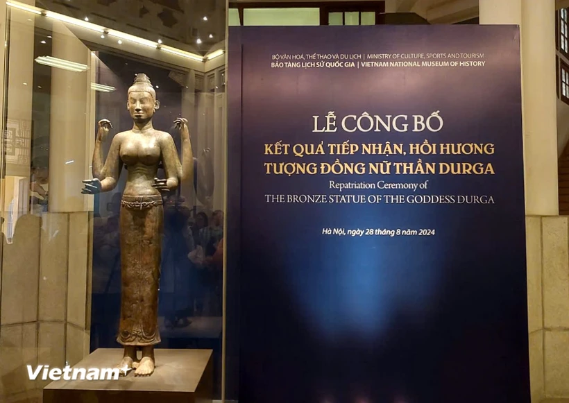 Le Musée d’histoire national reçoit une statue de la déesse Durga rapatriée du Royaume-Uni