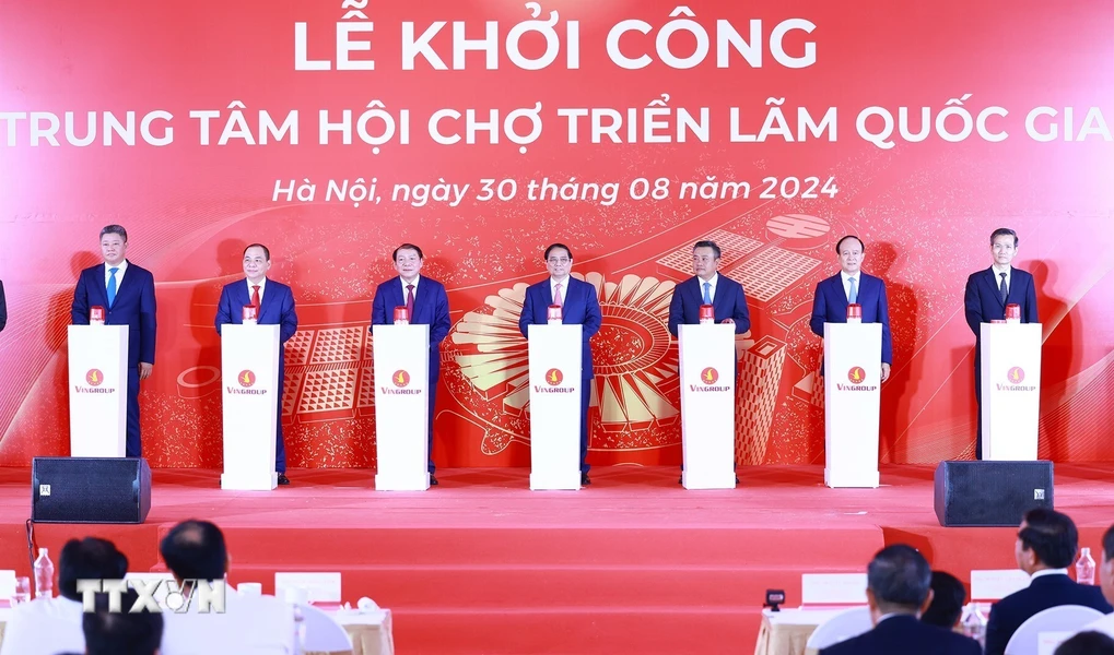 Le Premier ministre assiste à la cérémonie de mise en chantier d un nouveau Centre national des expositions à Hanoï