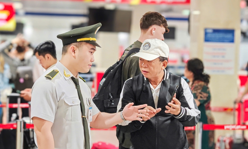 Fête nationale L aéroport de Tan Son Nhat devrait accueillir 120 000 passagers jour