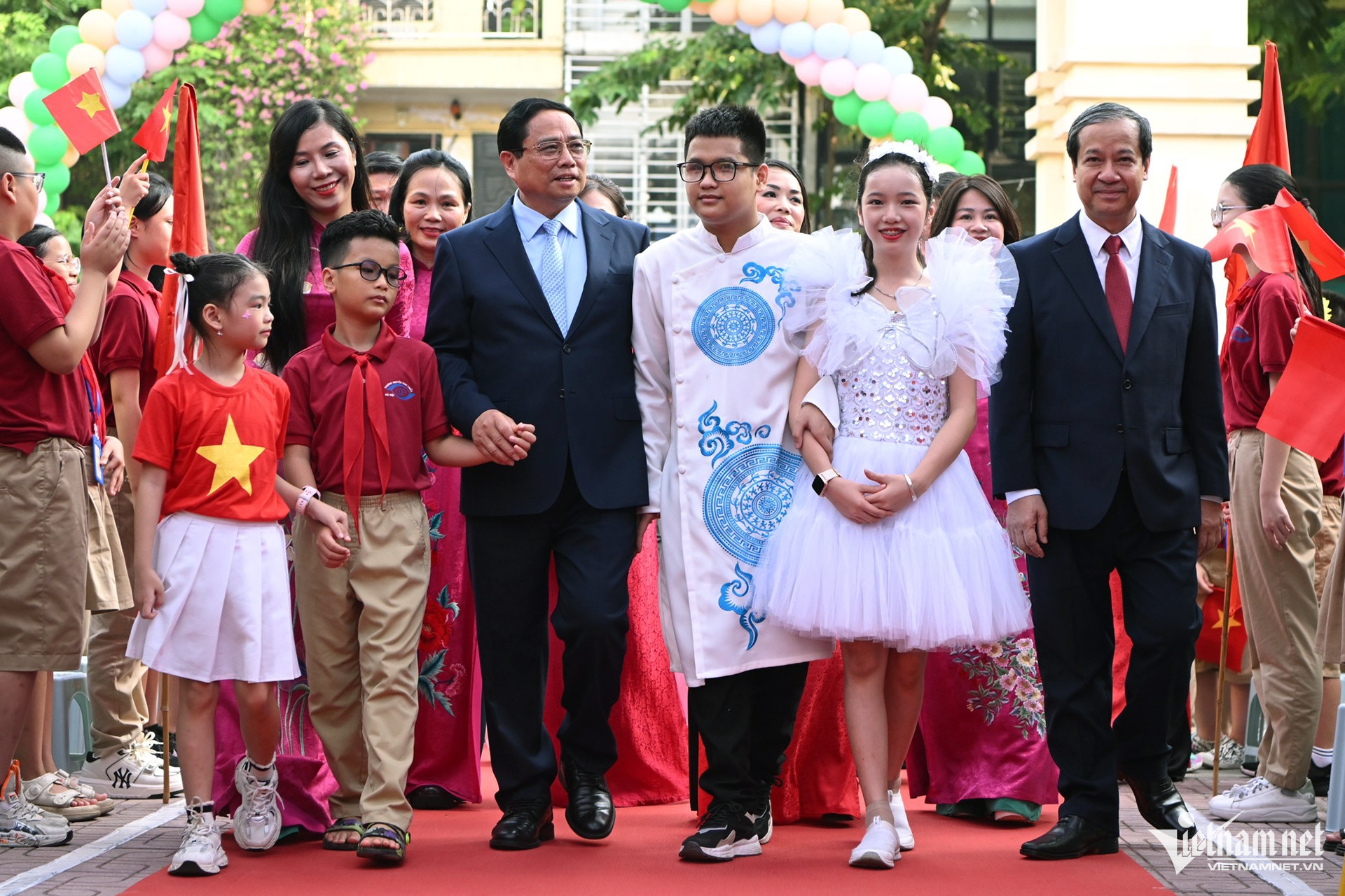 Plus de 23 millions d élèves entament la nouvelle année scolaire