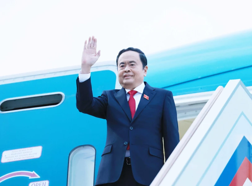 Le président de l Assemblée nationale Tran Thanh Man termine avec succès sa visite officielle en Russie