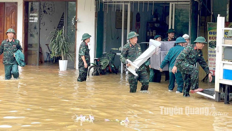 Crues la solidarité s organise pour aider ceux qui ont tout perdu
