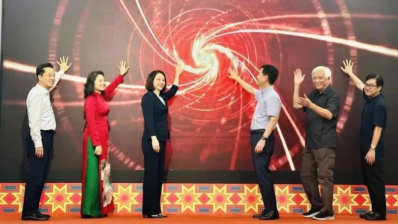 L’histoire de Hanoi se raconte en trois dimensions