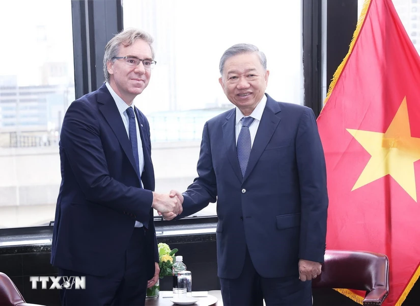 Le dirigeant Tô Lâm reçoit les américains AES, Pacifico Energy, SpaceX et Google