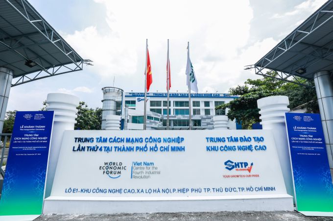 Inauguration du Centre pour la 4e révolution industrielle à Hô Chi Minh-Ville