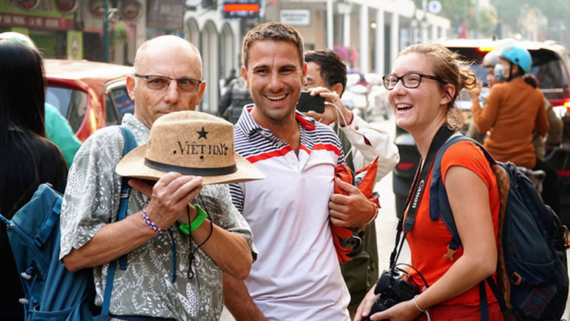 Le Vietnam pourrait atteindre le chiffre de 18 millions de visiteurs internationaux en 2024