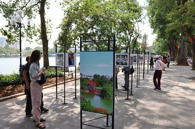Hanoï dans mon cœur  hommage photographique à l’histoire de la capitale