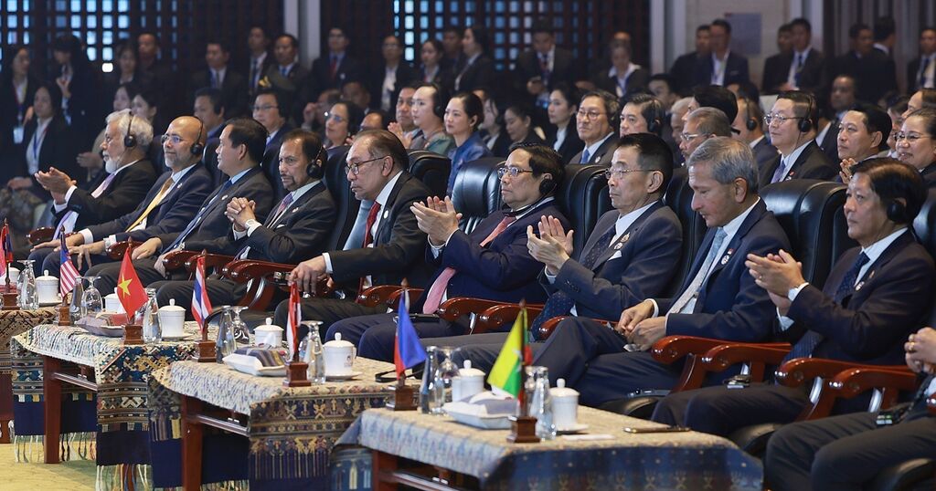 Clôture des Sommets de l ASEAN à Vientiane du Laos