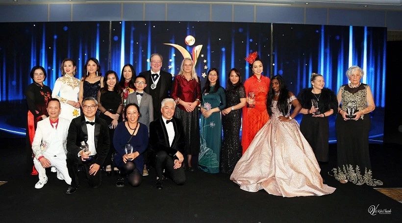 Vietnam International Awards les Viet kieu à l’honneur pour leurs contributions