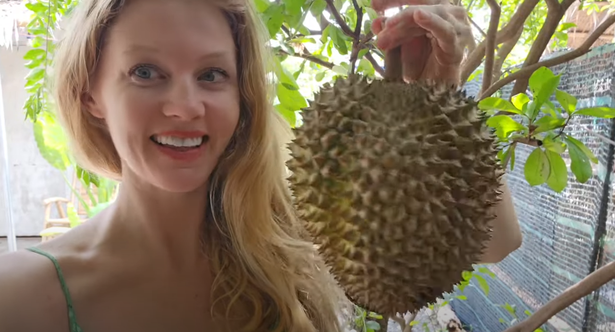 Une Américaine retourne au Vietnam pour sa dose quotidienne de durian