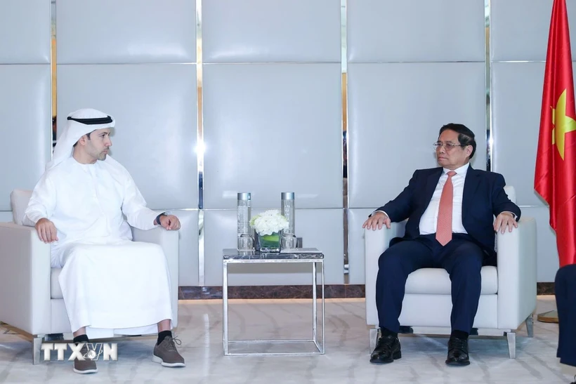 À Dubaï, le Premier ministre exhorte le DIFC à aider le Vietnam à développer ses services financiers