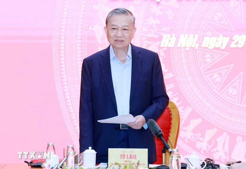 Article du SG du Parti sur la construction du système politique intitulé Concentré-épuré- puissant- efficace- efficient- performant