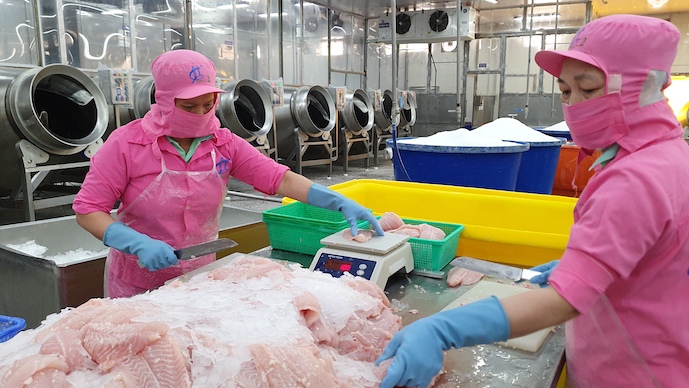 Vietnam-Chine le commerce bilatéral approche 170 milliards de dollars en 10 mois