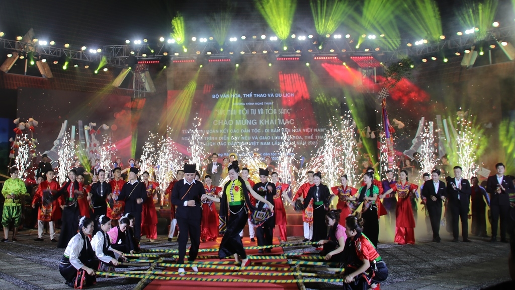 De nombreuses activités attrayantes à la Semaine «Grande solidarité interethnique – Patrimoine culturel du Vietnam» 2024