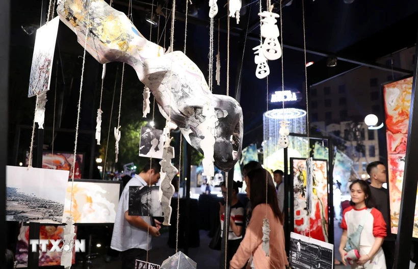 Festival du design créatif de Hanoï 2024 une fête haute en couleurs
