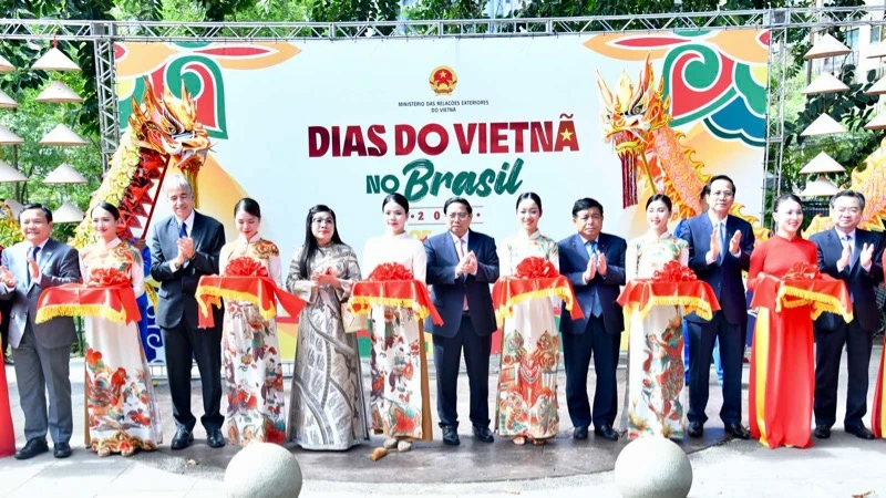Le PM Pham Minh Chinh se joint à la Journée du Vietnam au Brésil