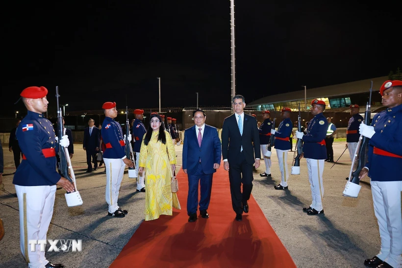 Le PM Pham Minh Chinh termine son voyage de travail au Brésil et sa visite officielle en République dominicaine