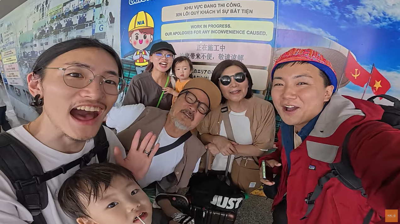 Les touristes japonais louent les spécialités à base de canard de Hanoï