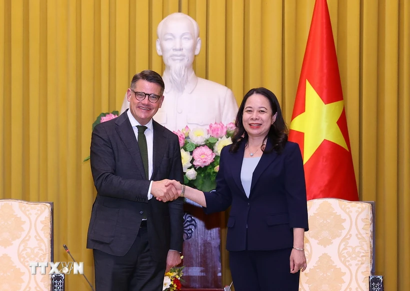 La vice-présidente Vo Thi Anh Xuan reçoit le ministre-président du Land de Hesse