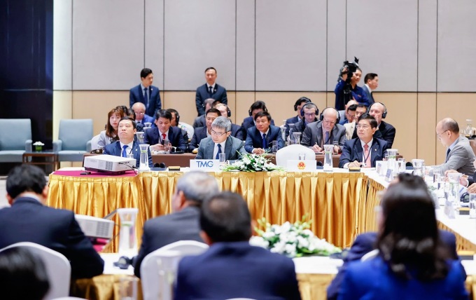 Le Vietnam prévoit d acquérir davantage d avions et de gaz naturel liquéfié des États-Unis