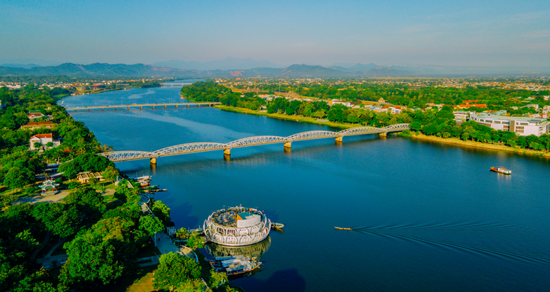 L AN adopte la Résolution visant à établir Huê en tant que ville du ressort central