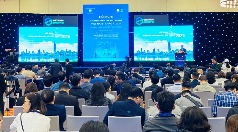 Ouverture du Sommet Vietnam-Asie sur les villes intelligentes 2024
