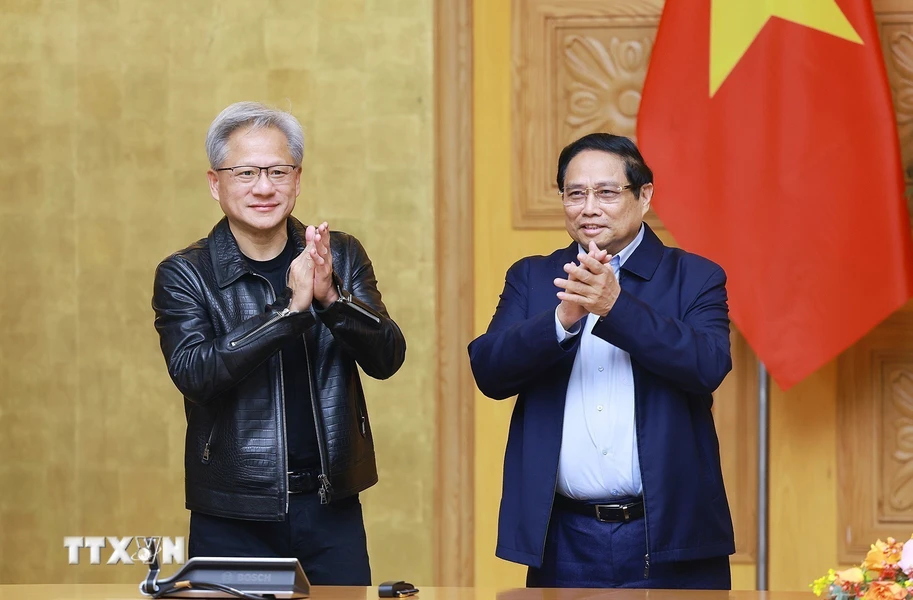 Le Vietnam et le géant américain des puces NVIDIA signent un accord de coopération