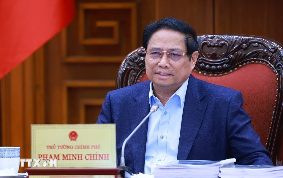 Le PM préside une réunion sur le projet de systèmes ferroviaires urbains à Hanoï et à Ho Chi Minh-Ville