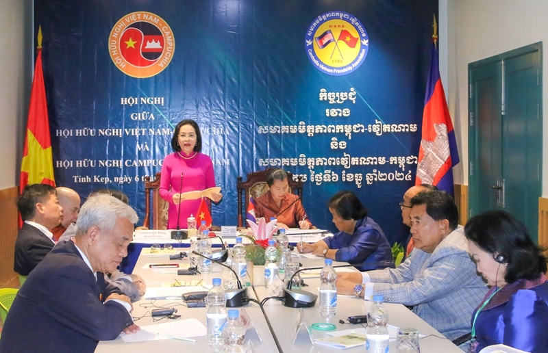 Développement de l amitié traditionnelle entre le Vietnam et le Cambodge