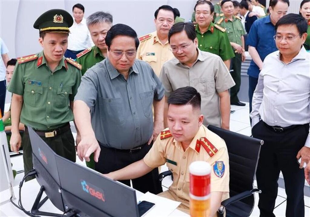 Bac Ninh Le Premier ministre Pham Minh Chinh à la réunion sur la sécurité routière