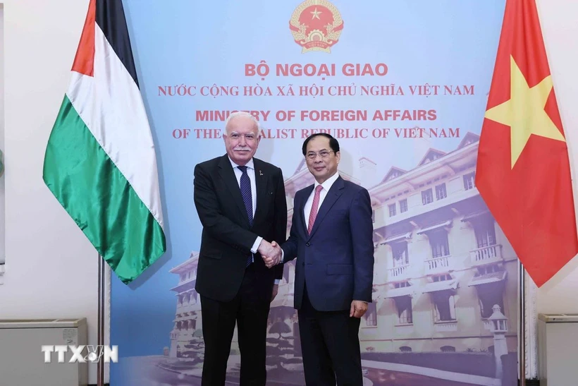 Le Vietnam attache une grande importance à ses relations avec la Palestine
