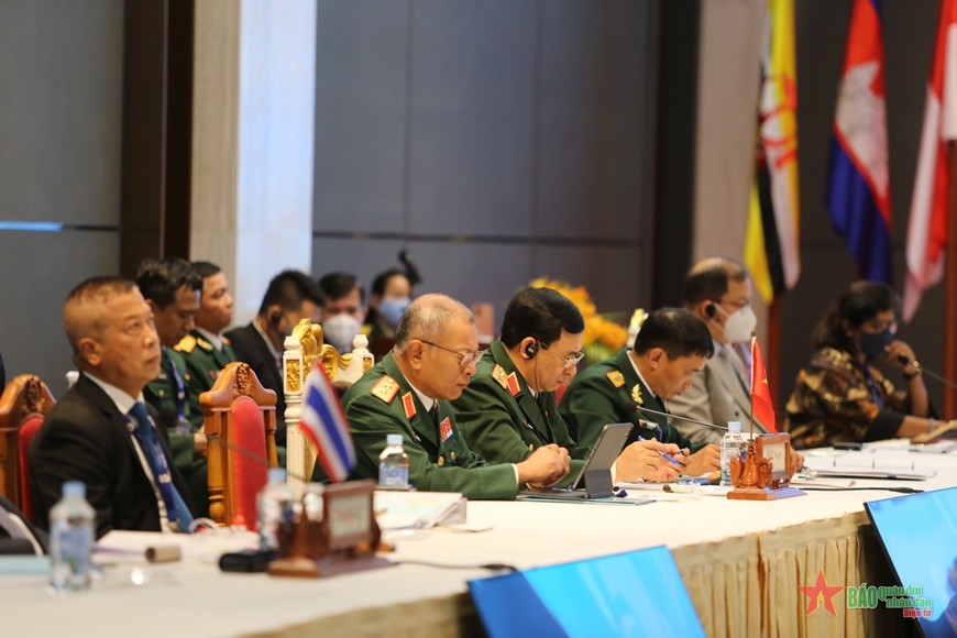 第16届东盟防长会议在柬埔寨正式开幕