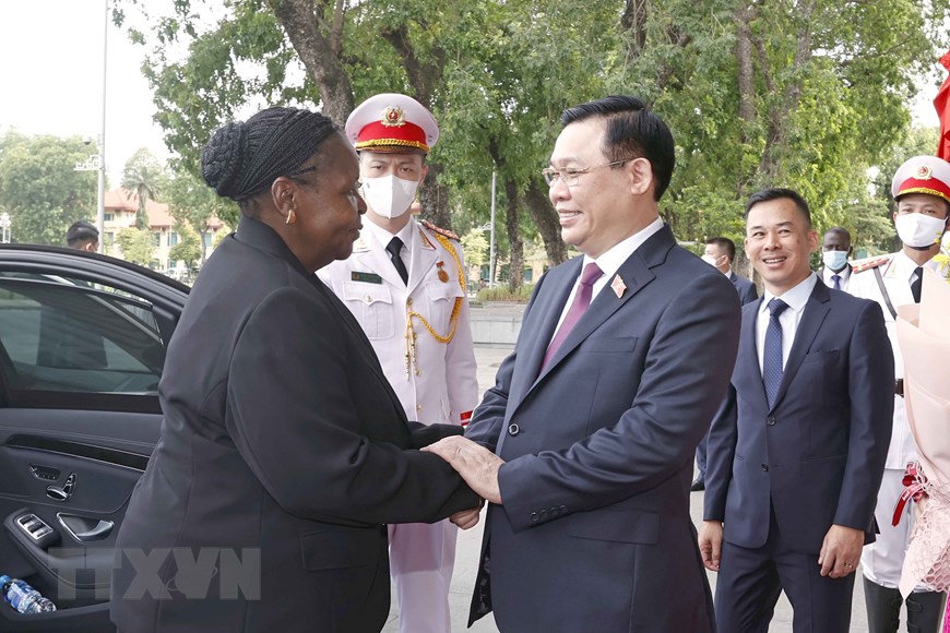 莫桑比克议会议长访越之旅：推动两国关系走向深入、务实和高效