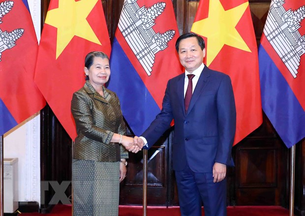 越南政府副总理黎明慨会见柬埔寨副首相梅森安