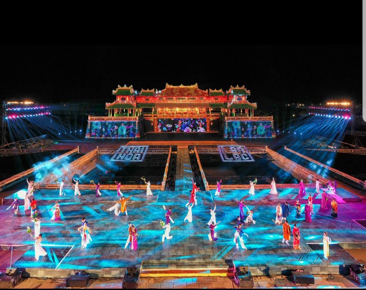 2022 年顺化文化节期间举行多项有趣的文艺活动