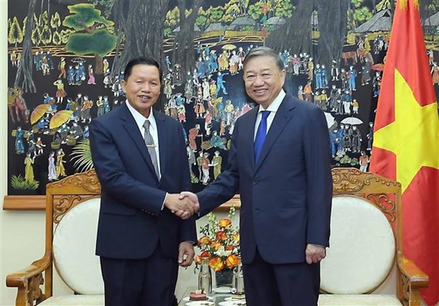 越老两国公安部加强合作