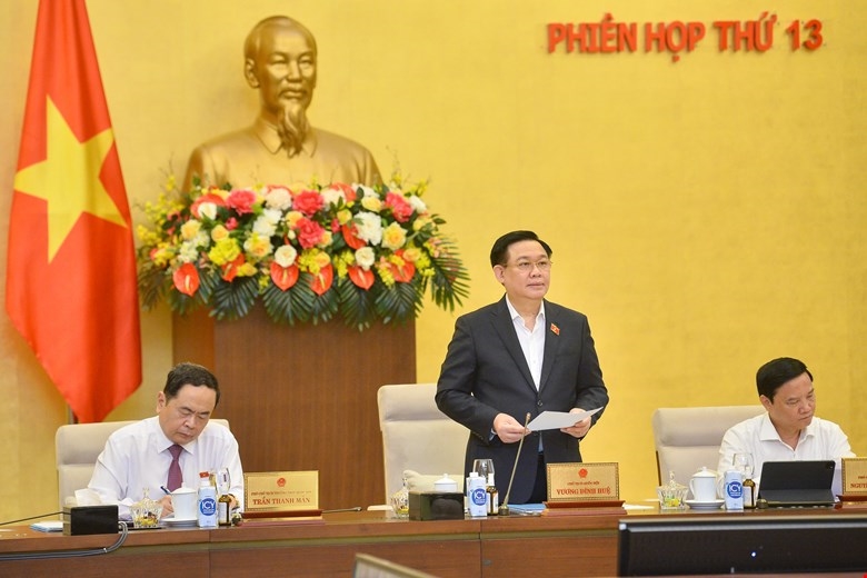 越南国会常委会第十三次会议开幕