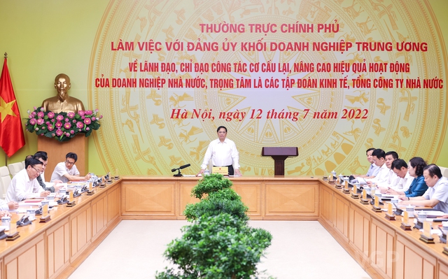 越南政府常务委员会与中央企业党委举行工作会议
